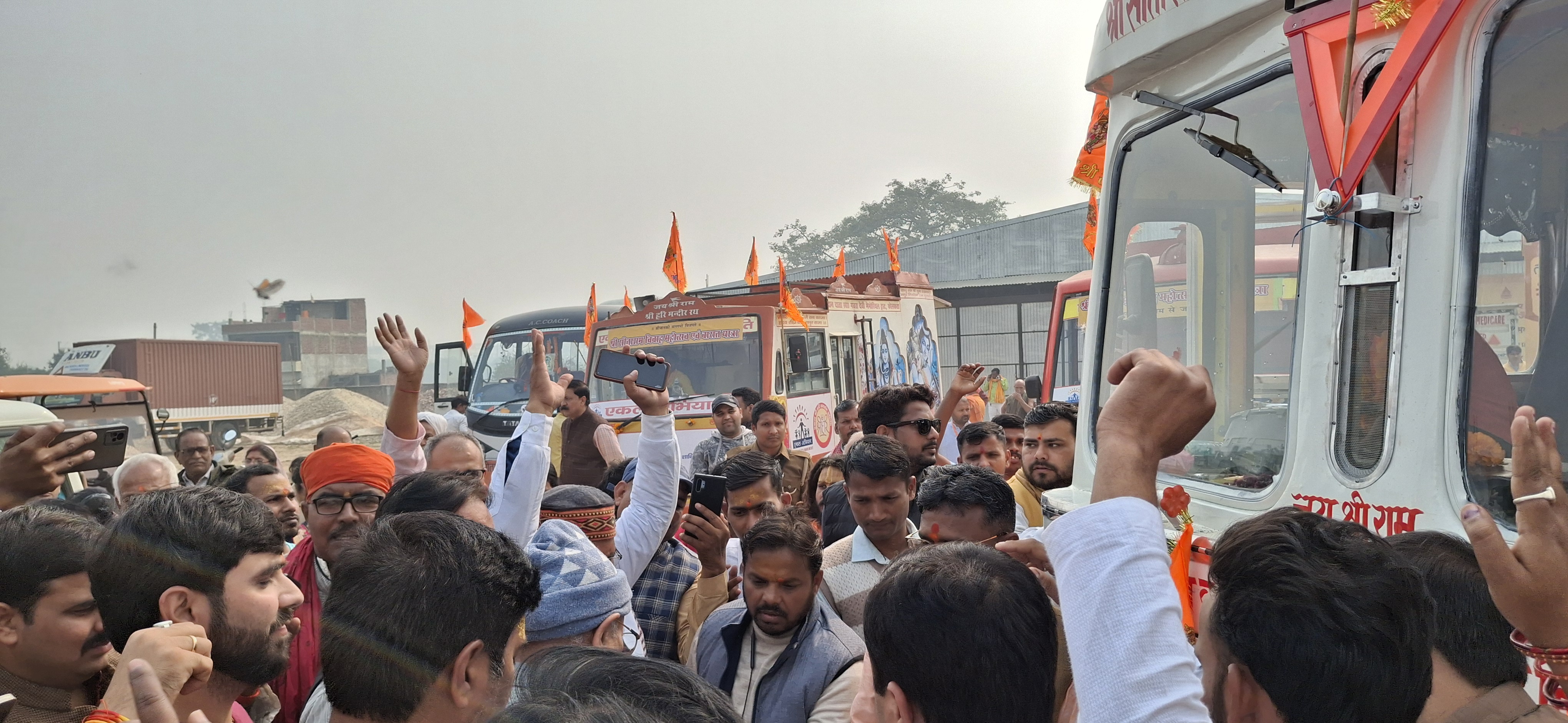 अयोध्या से जनकपुर के लिए निकली राम बारात , 6 दिसंबर को होगा विवाह अयोध्या से जनकपुर के लिए निकली राम बारात , 6 दिसंबर को होगा विवाह