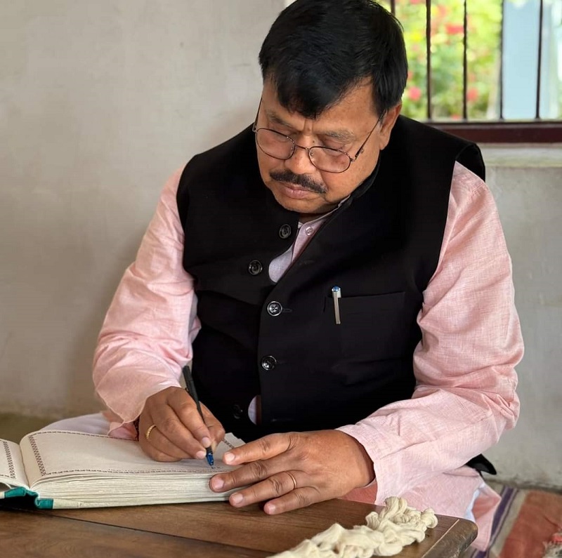 मंत्री तोमर ने किया साबरमती आश्रम अहमदाबाद का भ्रमण मंत्री तोमर ने किया साबरमती आश्रम अहमदाबाद का भ्रमण