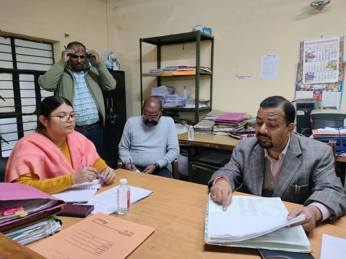 आकाशी जनपद की समीक्षा बैठक आकाशी जनपद की समीक्षा बैठक