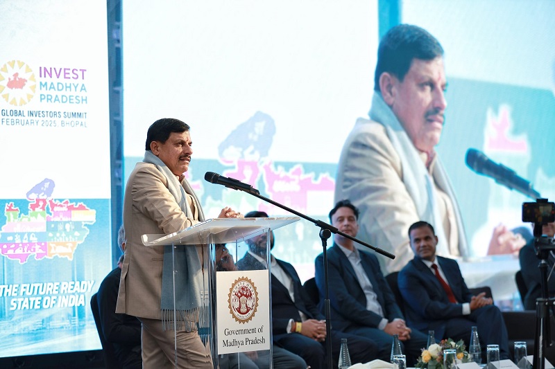 लंदन में एनआरआई समूह फ्रेंड्स ऑफ मध्य प्रदेश में मुख्यमंत्री मोहन यादव लंदन में एनआरआई समूह फ्रेंड्स ऑफ मध्य प्रदेश में मुख्यमंत्री मोहन यादव