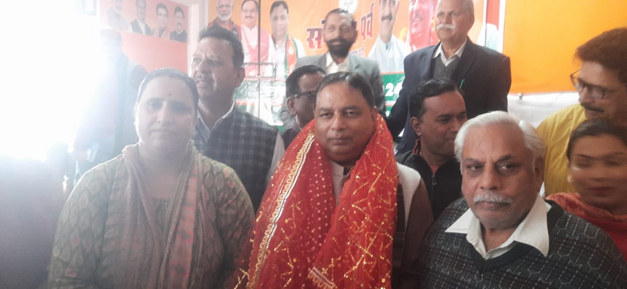अखनूर में सत शर्मा के नेतृत्व में भाजपा ने संविदान दिवस मनाया अखनूर में सत शर्मा के नेतृत्व में भाजपा ने संविदान दिवस मनाया