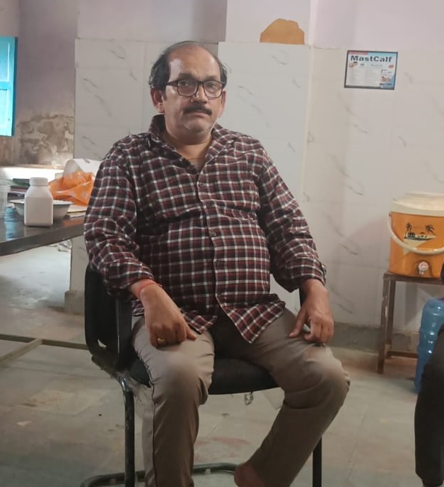 वरिष्ठ पशु चिकित्सा अधिकारी एक हजार रुपए की रिश्वत लेते गिरफ्तार वरिष्ठ पशु चिकित्सा अधिकारी एक हजार रुपए की रिश्वत लेते गिरफ्तार
