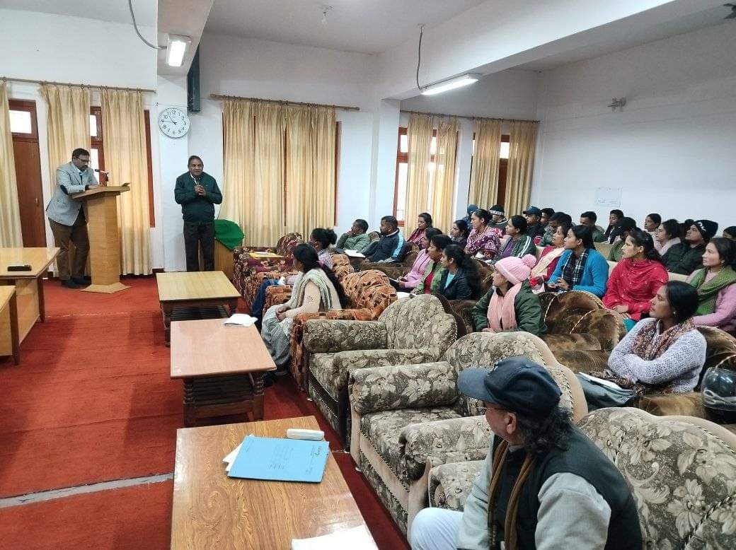 अधिकार मित्रों की प्रशिक्षण कार्यशाला अधिकार मित्रों की प्रशिक्षण कार्यशाला