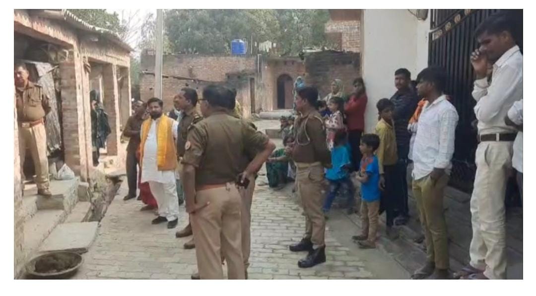 धर्म परिवर्तन कराकर निकाह कराया,किशोरी बरामद,आरोपी फरार धर्म परिवर्तन कराकर निकाह कराया,किशोरी बरामद,आरोपी फरार
