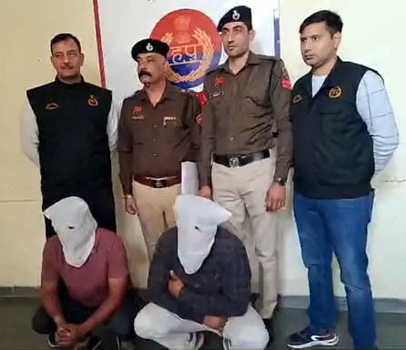 पुलिस द्वारा गिरफ्तार किए गए आरोपीगण पुलिस द्वारा गिरफ्तार किए गए आरोपीगण