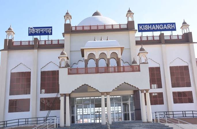 किशनगढ़ रेलवे स्टेशन पर स्वीकृत हुआ वंदे भारत एक्सप्रेस का ठहराव किशनगढ़ रेलवे स्टेशन पर स्वीकृत हुआ वंदे भारत एक्सप्रेस का ठहराव