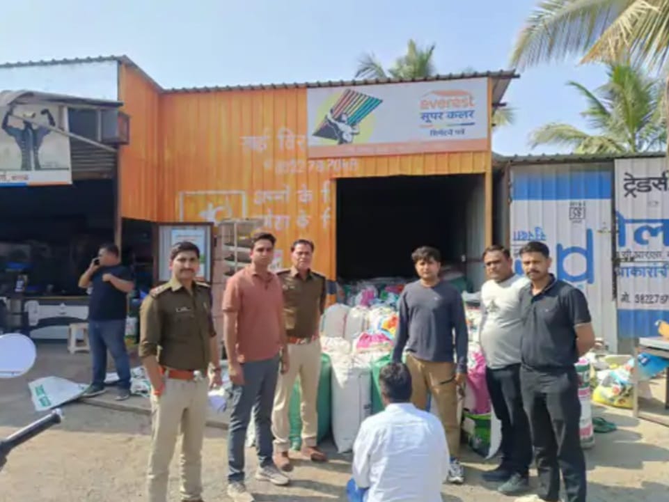 11 आरोपित गिरफ्तार, तीन फरार 11 आरोपित गिरफ्तार, तीन फरार