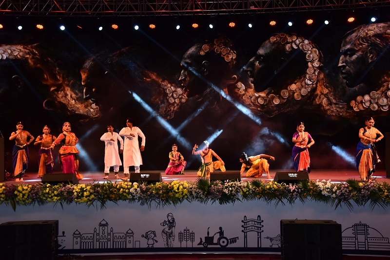 यूरेशियन एशियन ग्रुप की 41वीं प्लेनरी मीटिंग के समापन पर सांस्कृतिक प्रस्तुतियां यूरेशियन एशियन ग्रुप की 41वीं प्लेनरी मीटिंग के समापन पर सांस्कृतिक प्रस्तुतियां