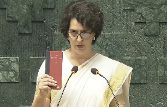 प्रियंका गांधी वाड्रा। प्रियंका गांधी वाड्रा।