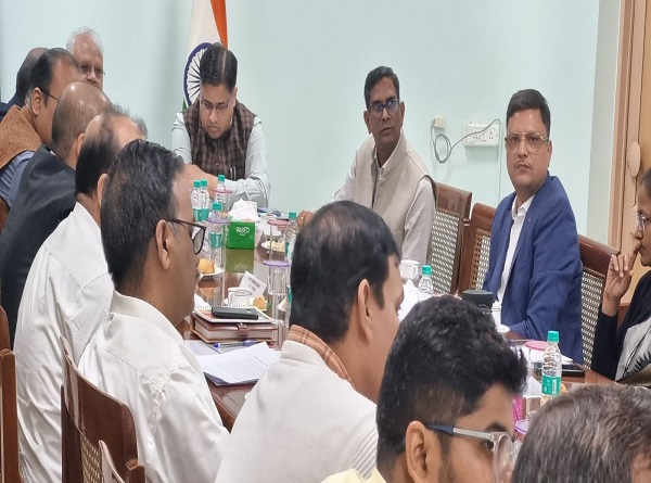 उत्तर प्रदेश जीएसटी ग्रीवांस रिड्रेसल कमेटी की सातवीं बैठक संपन्न उत्तर प्रदेश जीएसटी ग्रीवांस रिड्रेसल कमेटी की सातवीं बैठक संपन्न