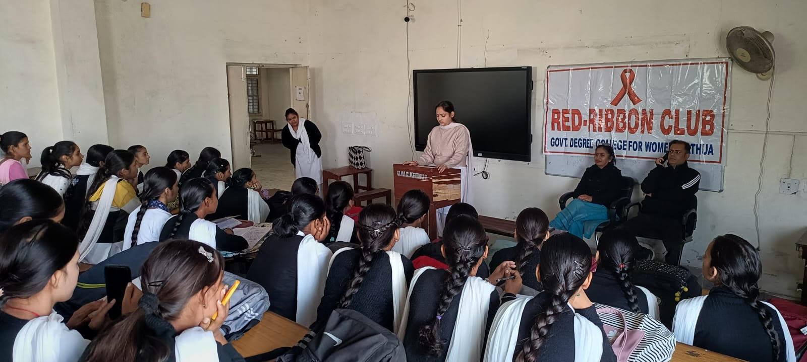 Seminar organized on World AIDS Day Seminar organized on World AIDS Day