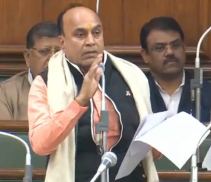 अररिया फोटो:विधानसभा में विधायक मामले को उठते अररिया फोटो:विधानसभा में विधायक मामले को उठते