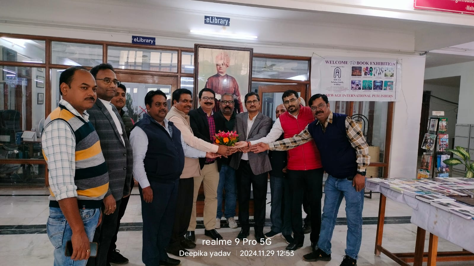 दुनिया कितना भी डिजिटल हो जाए लेकिन पुस्तक की उपयोगिता बनी ही रहेगी:प्रो अजय द्विवेदी