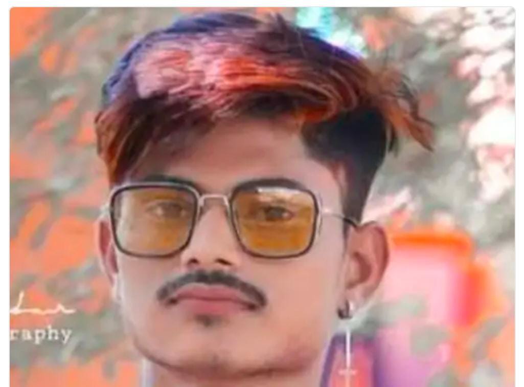संदिग्ध परिस्थितियों में युवक ने फांसी लगाकर की आत्महत्या संदिग्ध परिस्थितियों में युवक ने फांसी लगाकर की आत्महत्या