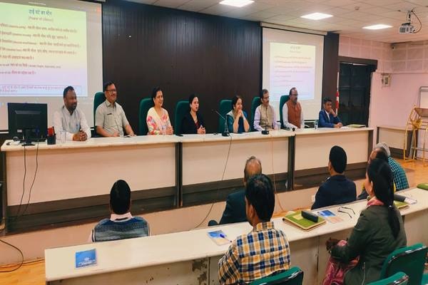 खाद्य विभाग अधिकारियों का प्रशिक्षण खाद्य विभाग अधिकारियों का प्रशिक्षण