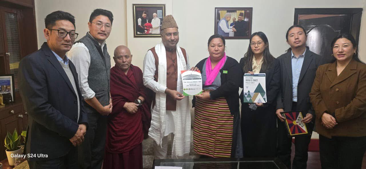 सांसद खटाना से संसद में तिब्बती अधिकारों की पैरवी करने का आग्रह किया गया सांसद खटाना से संसद में तिब्बती अधिकारों की पैरवी करने का आग्रह किया गया