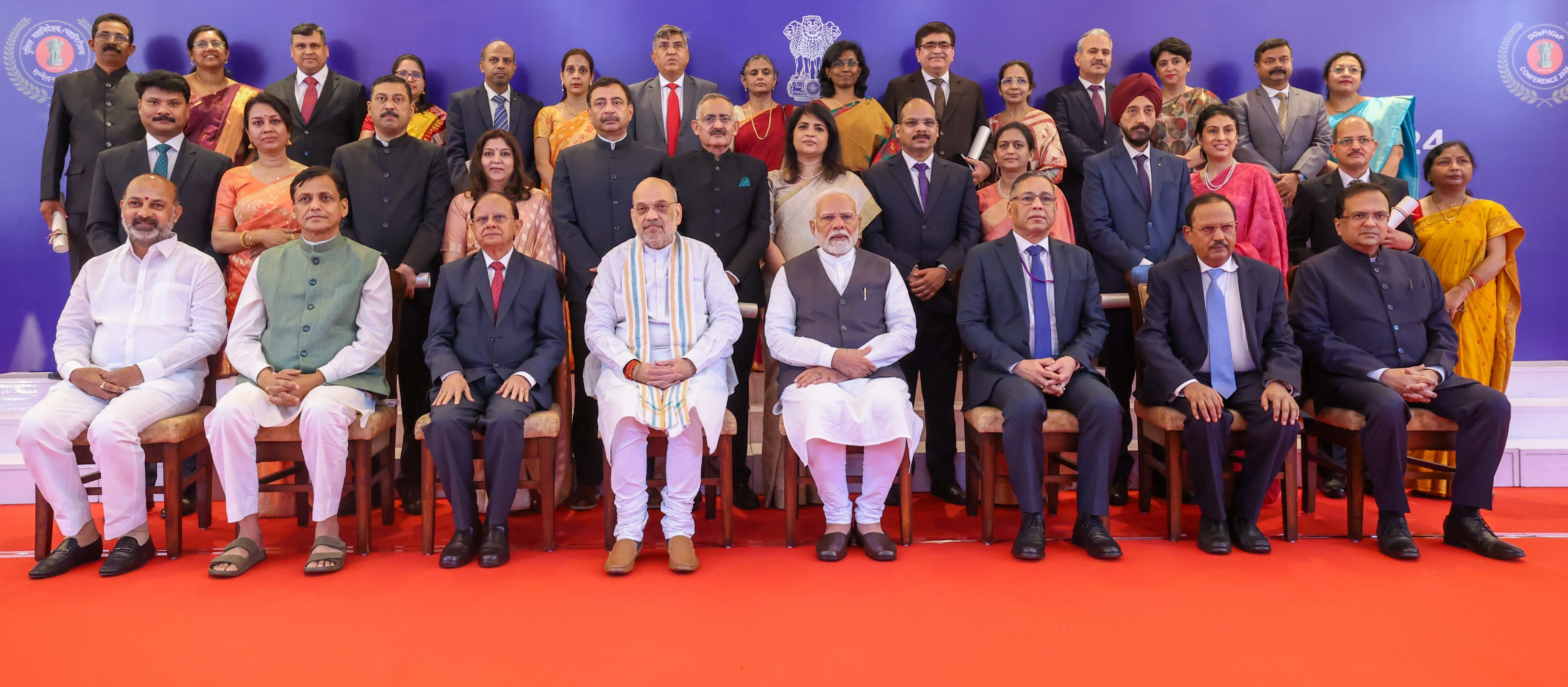 प्रधानमंत्री डीजी प्रेस कांफ्रेंस केदौरान प्रधानमंत्री डीजी प्रेस कांफ्रेंस केदौरान
