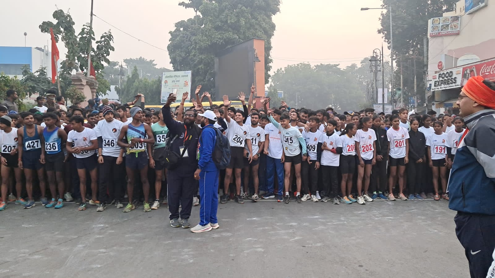 क्रीड़ा भारती के रन फॉर राम में शामिल युवा: फोटो बच्चा गुप्ता क्रीड़ा भारती के रन फॉर राम में शामिल युवा: फोटो बच्चा गुप्ता