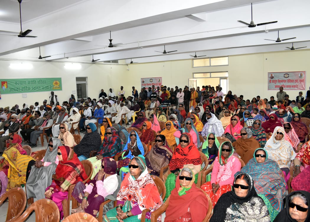 प्राणियों की सेवा ही ईश्वर की सबसे बड़ी पूजा है : महन्त कमल नयन दास प्राणियों की सेवा ही ईश्वर की सबसे बड़ी पूजा है : महन्त कमल नयन दास