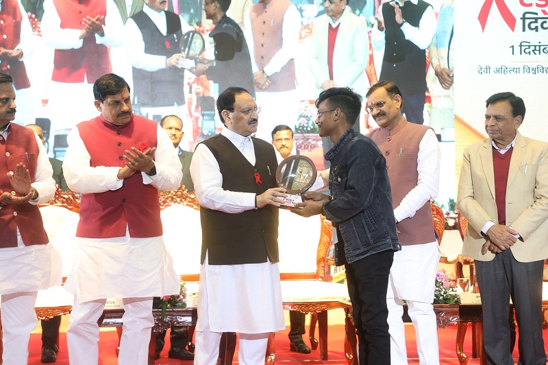 इंदौर में विश्व एड्स दिवस के कार्यक्रम में जेपी नड्डा इंदौर में विश्व एड्स दिवस के कार्यक्रम में जेपी नड्डा