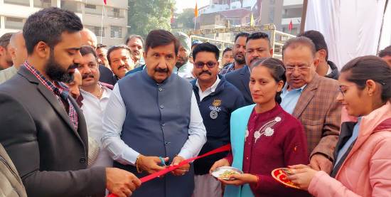 ऊना में आयोजित ‘ईट राइट मेला’ में मुख्य अतिथि उपमुख्यमंत्री मुकेश अग्निहोत्री ऊना में आयोजित ‘ईट राइट मेला’ में मुख्य अतिथि उपमुख्यमंत्री मुकेश अग्निहोत्री