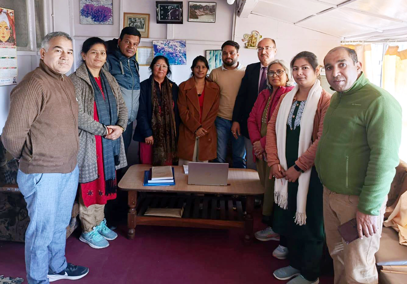 पीएचडी की मौखिक परीक्षा के अवसर पर शोधार्थी एवं वनस्पति विज्ञान विभाग के प्राध्यापक।