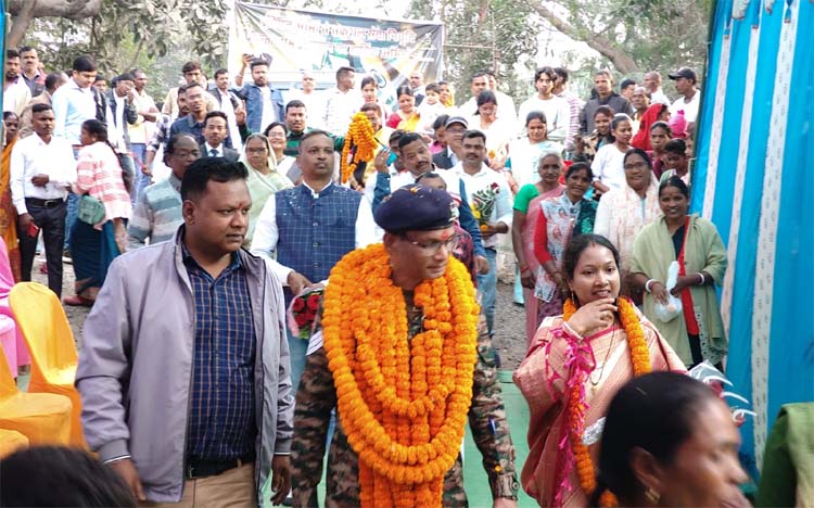 भारतीय सेना के जवान प्रदीप रोहित सेवानिवृत्ति भारतीय सेना के जवान प्रदीप रोहित सेवानिवृत्ति