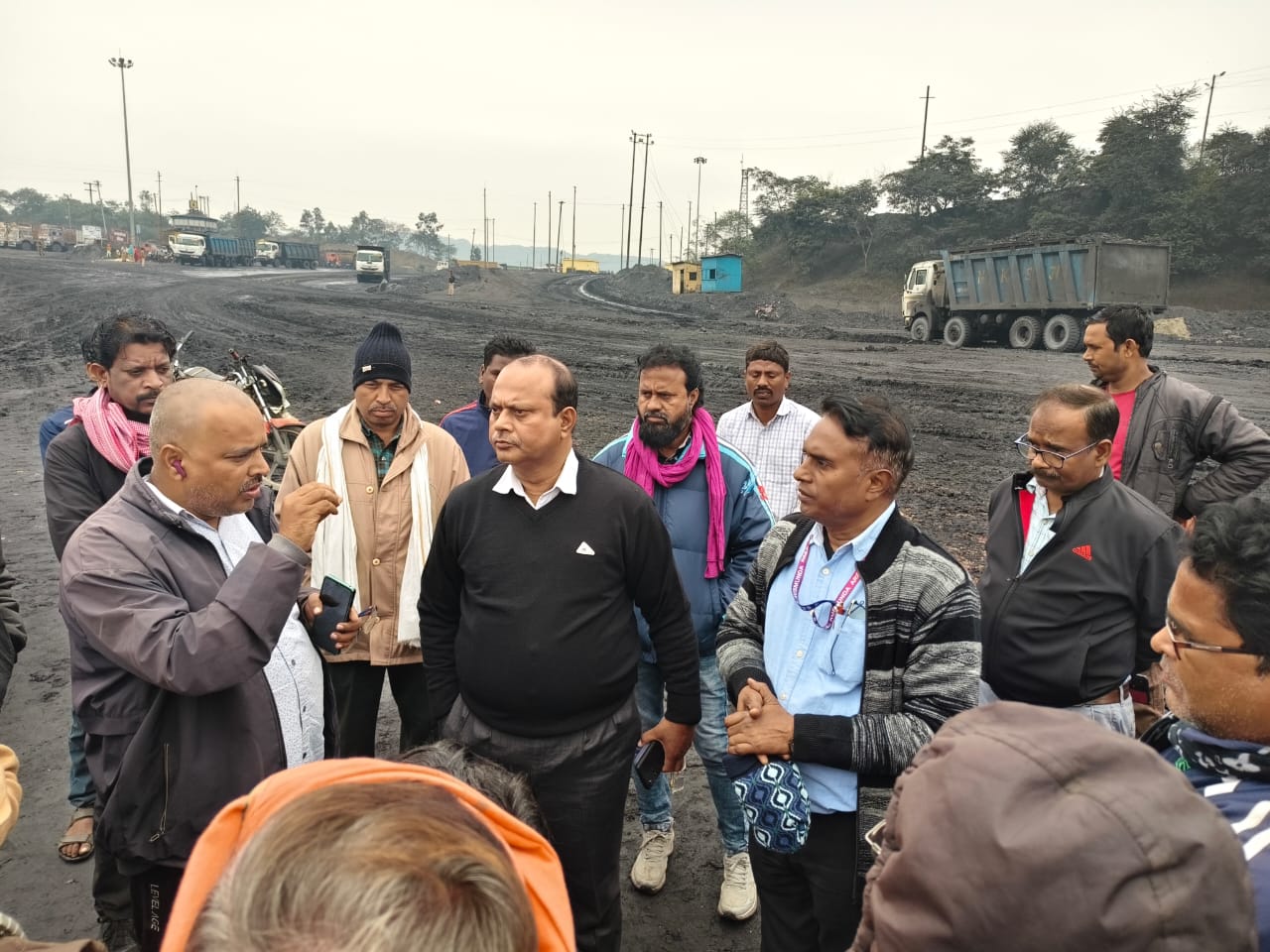 कोरबा में भू विस्थापितों का आंदोलन कोरबा में भू विस्थापितों का आंदोलन