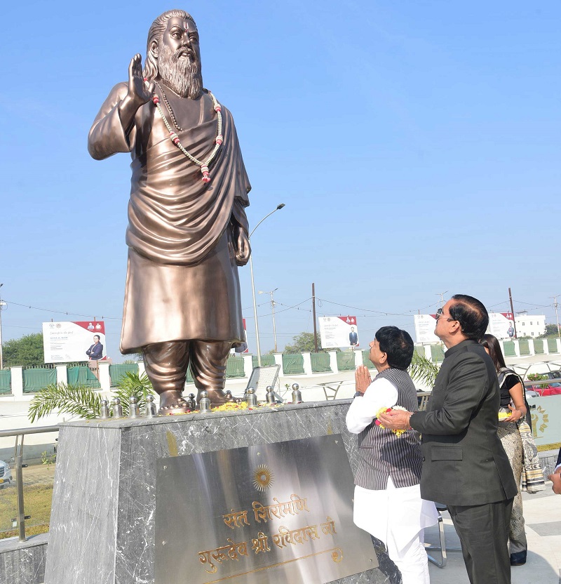 यूपी के उद्यमिता विकास मंत्री अग्रवाल ने भोपाल में एशिया के एकमात्र ग्लोबल स्किल पार्क का भ्रमण यूपी के उद्यमिता विकास मंत्री अग्रवाल ने भोपाल में एशिया के एकमात्र ग्लोबल स्किल पार्क का भ्रमण