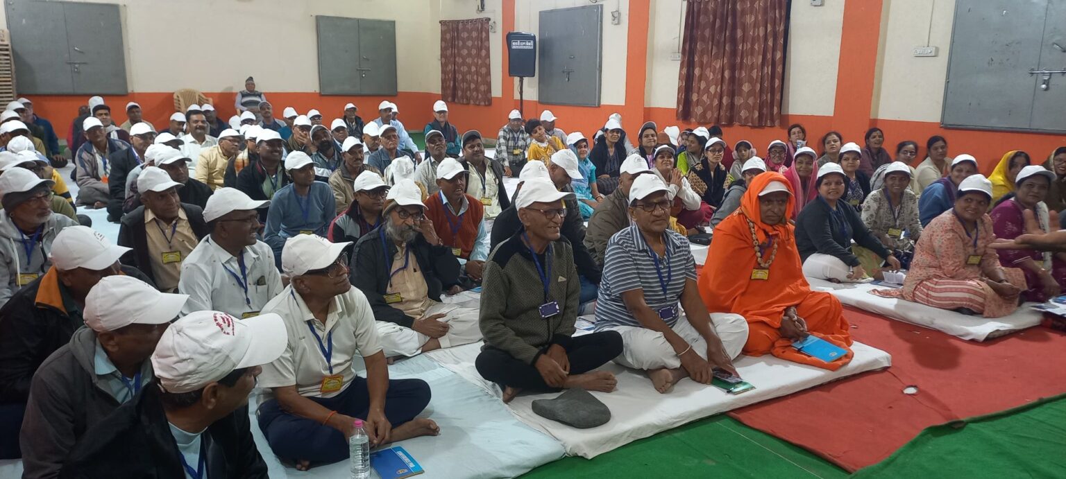70 साल के 116 बुजुर्गों की अद्भुत पदयात्रा-स्वास्थ्य, तप और साधना का प्रेरणादायक संदेश पदयात्रा का शाहपुरा में स्वागत 70 साल के 116 बुजुर्गों की अद्भुत पदयात्रा-स्वास्थ्य, तप और साधना का प्रेरणादायक संदेश पदयात्रा का शाहपुरा में स्वागत