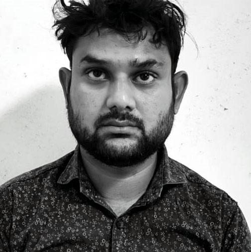 पुलिस द्वारा गिरफ्तार किया गया आरोपी पुलिस द्वारा गिरफ्तार किया गया आरोपी