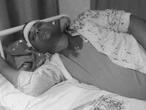 अररिया में दो पक्षों में आपसी विवाद में मारपीट 6 लोग घायल, जांच में जुटी पुलिस अररिया में दो पक्षों में आपसी विवाद में मारपीट 6 लोग घायल, जांच में जुटी पुलिस