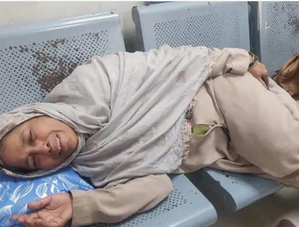 अररिया में दो पक्षों में आपसी विवाद में मारपीट 6 लोग घायल, जांच में जुटी पुलिस अररिया में दो पक्षों में आपसी विवाद में मारपीट 6 लोग घायल, जांच में जुटी पुलिस