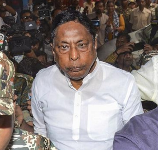 पूर्व मंत्री आलमगीर आलम की फाइल फोटो पूर्व मंत्री आलमगीर आलम की फाइल फोटो