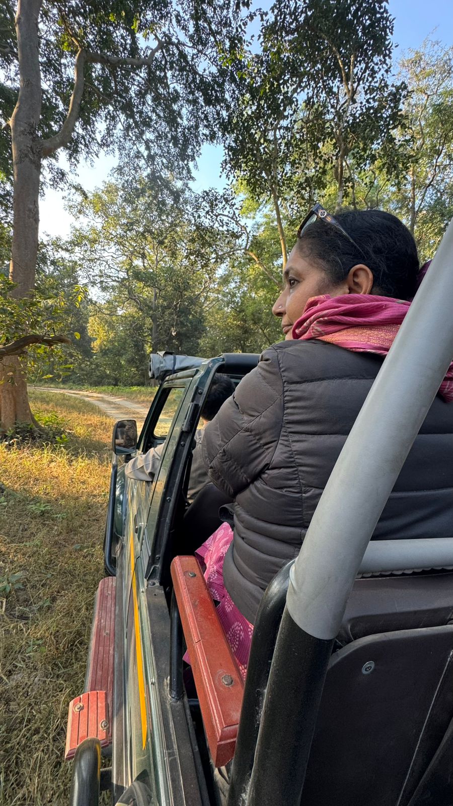 जिम कॉर्बेट नेशनल पार्क में विधानसभा अध्यक्ष ऋतु खंडूडी भूषण।