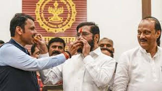 महाराष्ट्र : भाजपा के मुख्यमंत्री के शपथ ग्रहण कार्यक्रम को यादगार बनाने की तैयारी शुरु महाराष्ट्र : भाजपा के मुख्यमंत्री के शपथ ग्रहण कार्यक्रम को यादगार बनाने की तैयारी शुरु