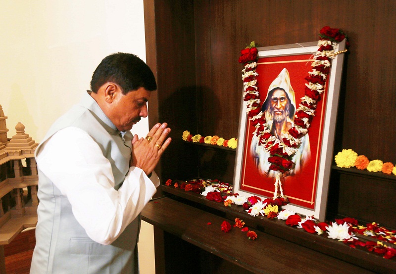 मुख्यमंत्री डॉ. यादव ने जननायक टंट्या मामा के बलिदान दिवस पर दी श्रद्धांजलि मुख्यमंत्री डॉ. यादव ने जननायक टंट्या मामा के बलिदान दिवस पर दी श्रद्धांजलि