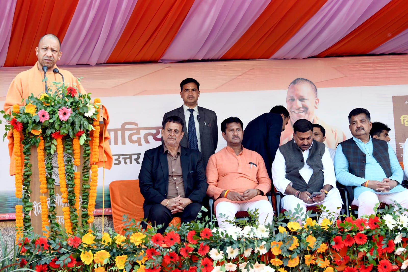 *खेल से सबको खेलने, फलने और आगे बढ़ने की मिलती है प्रेरणा : मुख्यमंत्री* *खेल से सबको खेलने, फलने और आगे बढ़ने की मिलती है प्रेरणा : मुख्यमंत्री*