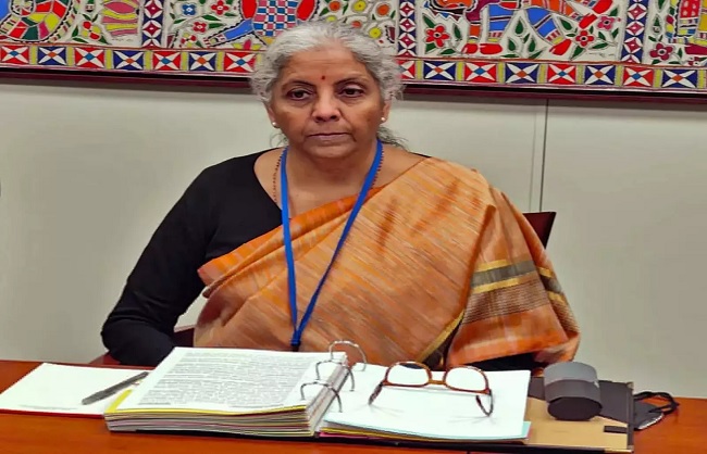 वित्तत मंत्री निर्मला सीतारमण का फाइल फोटो वित्तत मंत्री निर्मला सीतारमण का फाइल फोटो