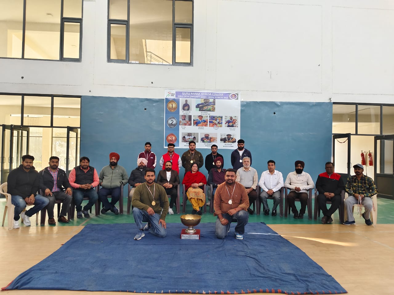 गुरुनानक खालसा के पदक विजेता गुरुनानक खालसा के पदक विजेता