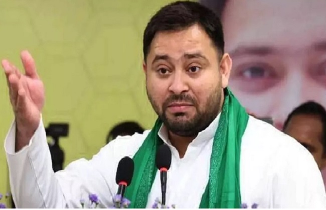 नेता प्रतिपक्ष तेजस्वी यादव की तस्वीर नेता प्रतिपक्ष तेजस्वी यादव की तस्वीर
