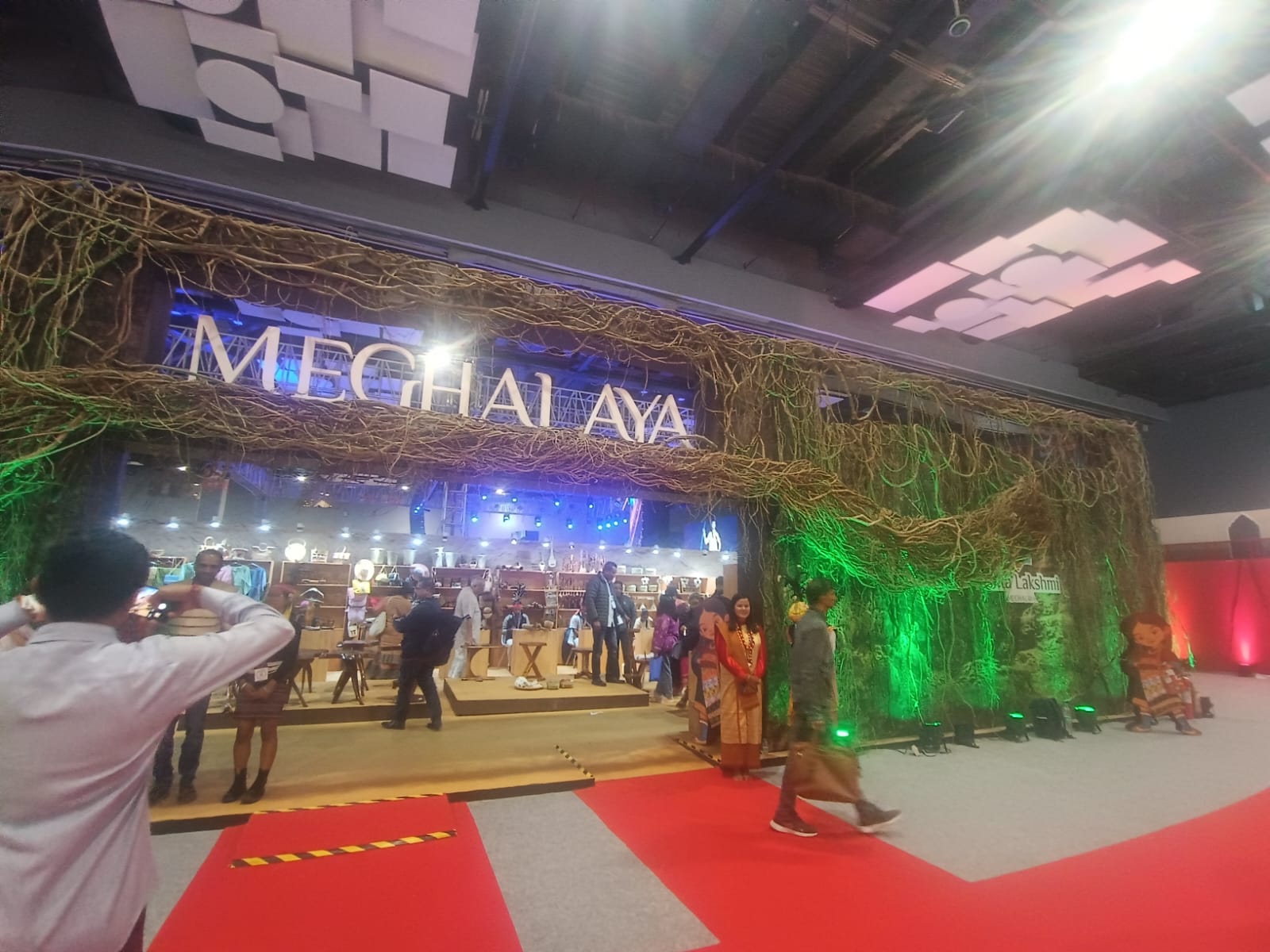 अष्टलक्ष्मी महोत्सव में पूर्वोत्तर राज्यों के खूबसूरत मंडप अष्टलक्ष्मी महोत्सव में पूर्वोत्तर राज्यों के खूबसूरत मंडप