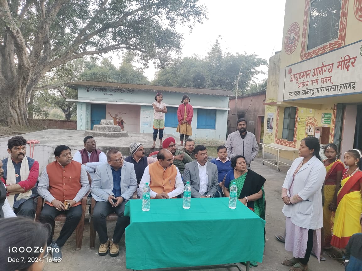 वैलनेस सेंटर में निरीक्षण करते राज्य मंत्री वैलनेस सेंटर में निरीक्षण करते राज्य मंत्री