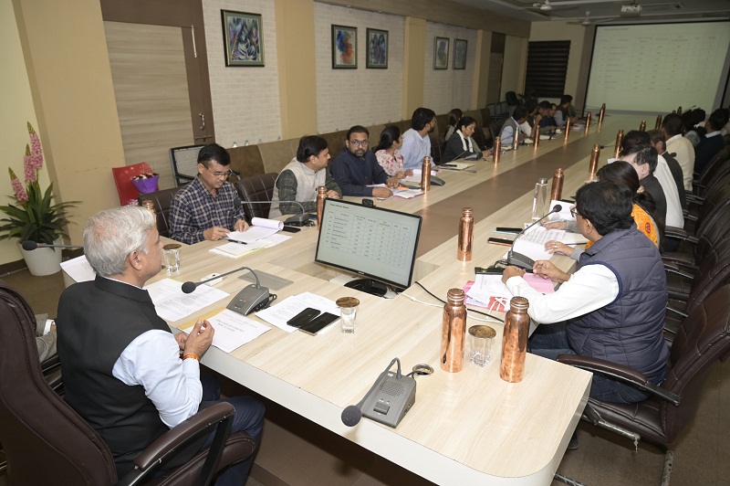 राजस्व महा अभियान की प्रगति की समीक्षा राजस्व महा अभियान की प्रगति की समीक्षा