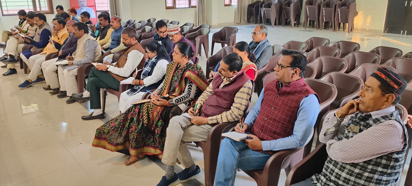 कांग्रेस हो या समाजवादी पार्टी वहां सिर्फ परिवारवाद और जाति विशेष के लोगों का ही भला हो सकता है: सुभाष यदुवंश कांग्रेस हो या समाजवादी पार्टी वहां सिर्फ परिवारवाद और जाति विशेष के लोगों का ही भला हो सकता है: सुभाष यदुवंश