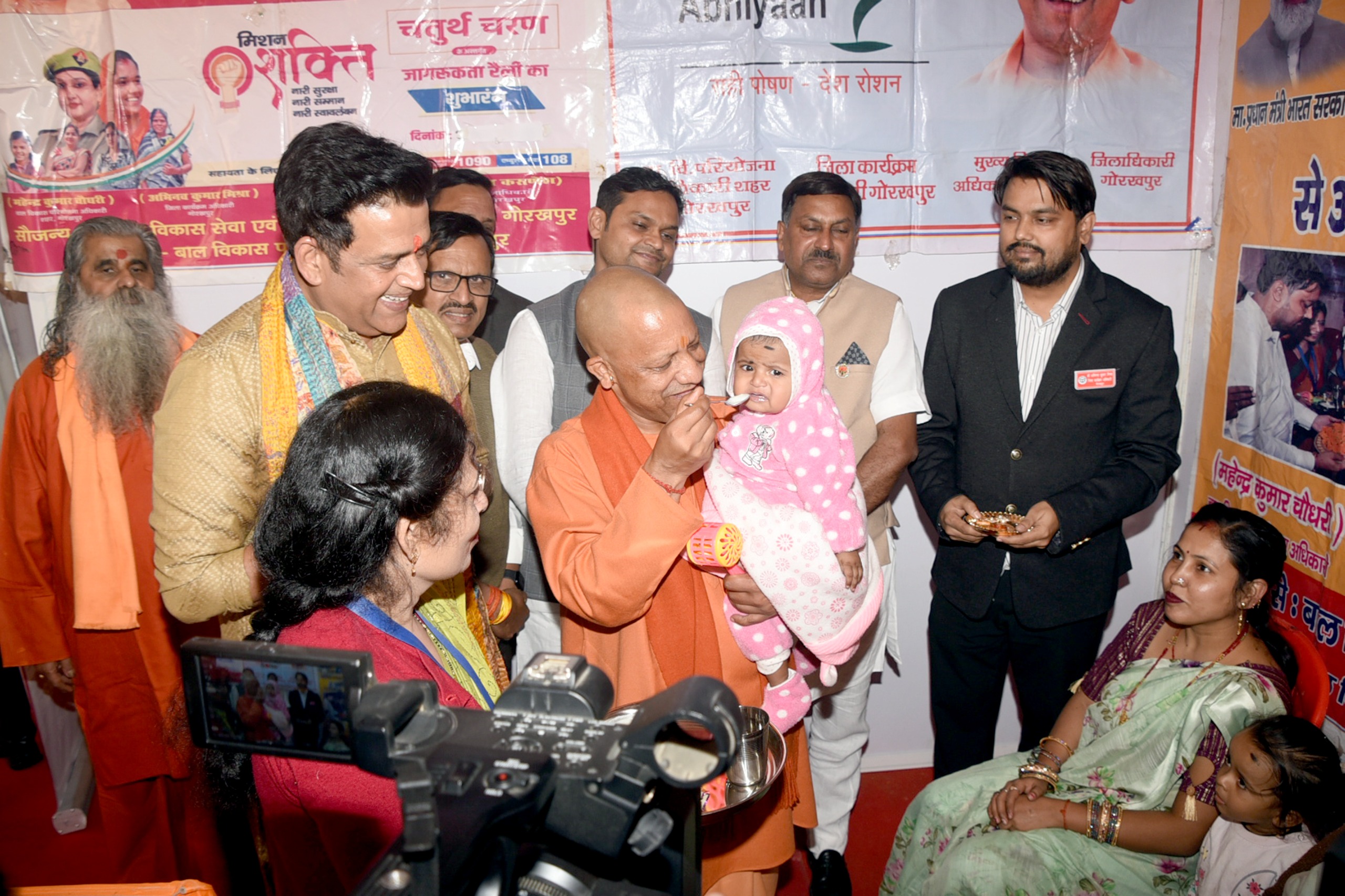 *आयुष्मान वय वंदना कार्ड वितरण समारोह में बोले मुख्यमंत्री*