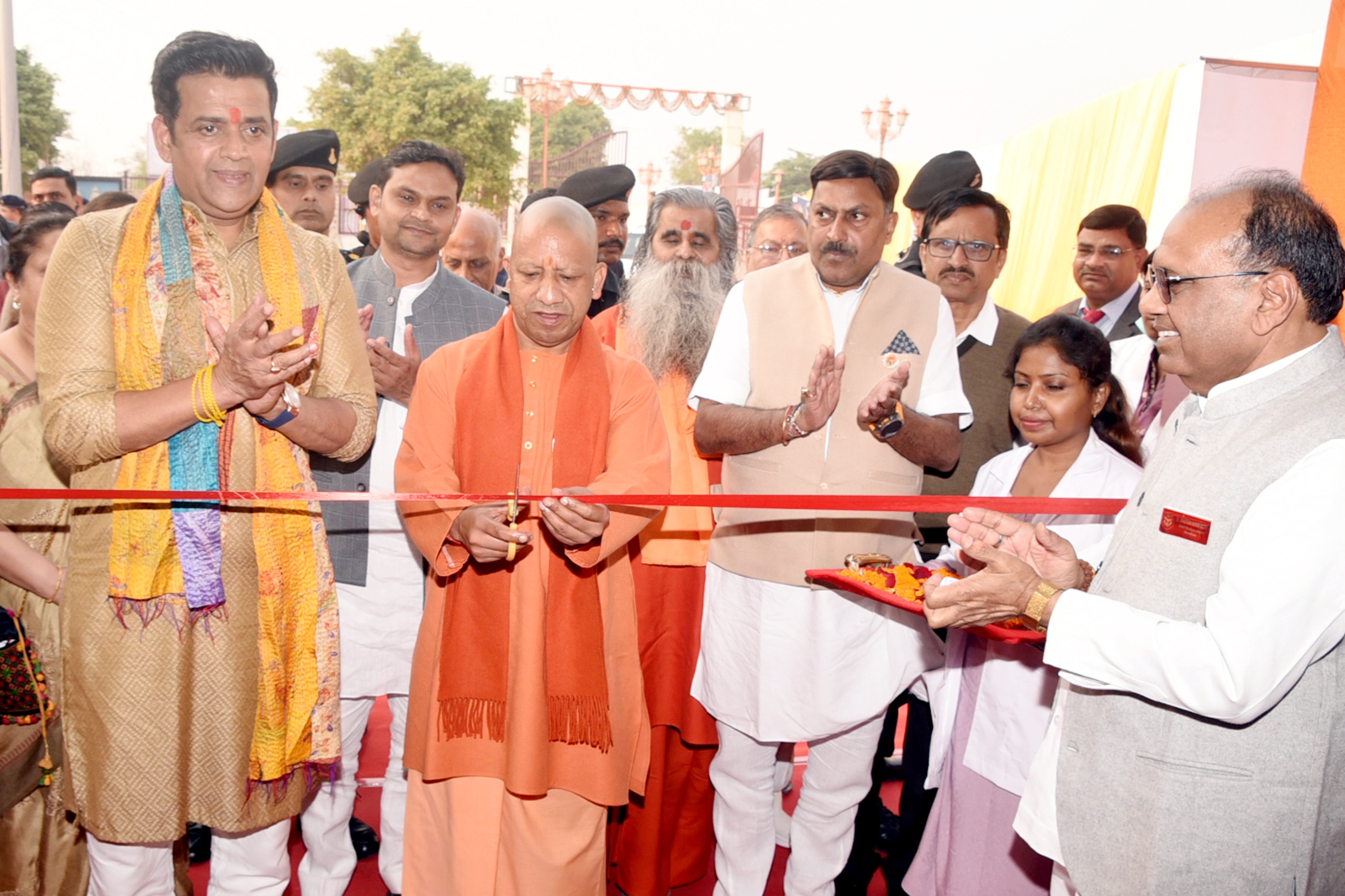 *आयुष्मान वय वंदना कार्ड वितरण समारोह में बोले मुख्यमंत्री*