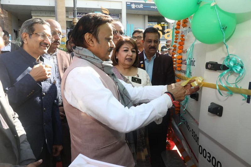 ओरल कैंसर डिटेक्शन और डेंटल ट्रीटमेंट वैन का उप मुख्यमंत्री राजेन्द्र शुक्ल ने किया शुभारंभ ओरल कैंसर डिटेक्शन और डेंटल ट्रीटमेंट वैन का उप मुख्यमंत्री राजेन्द्र शुक्ल ने किया शुभारंभ