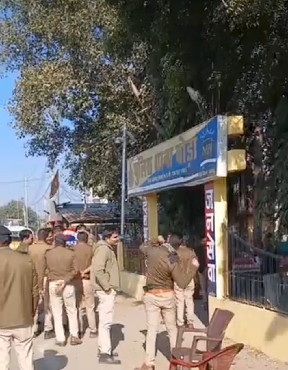 गई पुलिस टीम पर पथराव,40 पर प्रकरण दर्ज गई पुलिस टीम पर पथराव,40 पर प्रकरण दर्ज