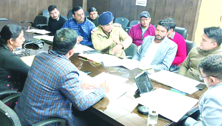बैठक के दौरान बैठक के दौरान